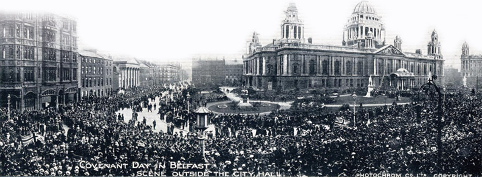 Covenant Day Belfast, Scene Outside City Hall